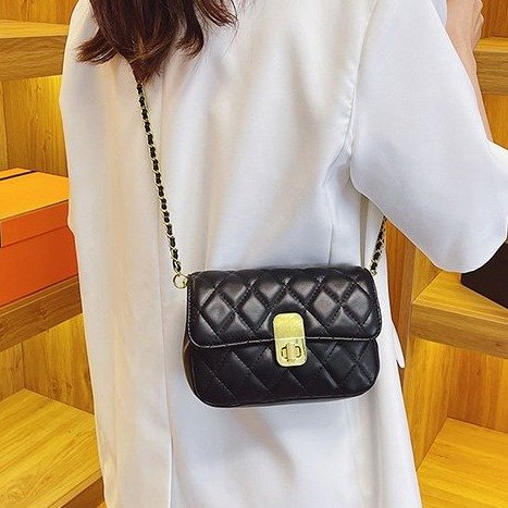 High-end textured small bag for women, this year's popular mini versatile rhombus chain bag, popular cross-body bag