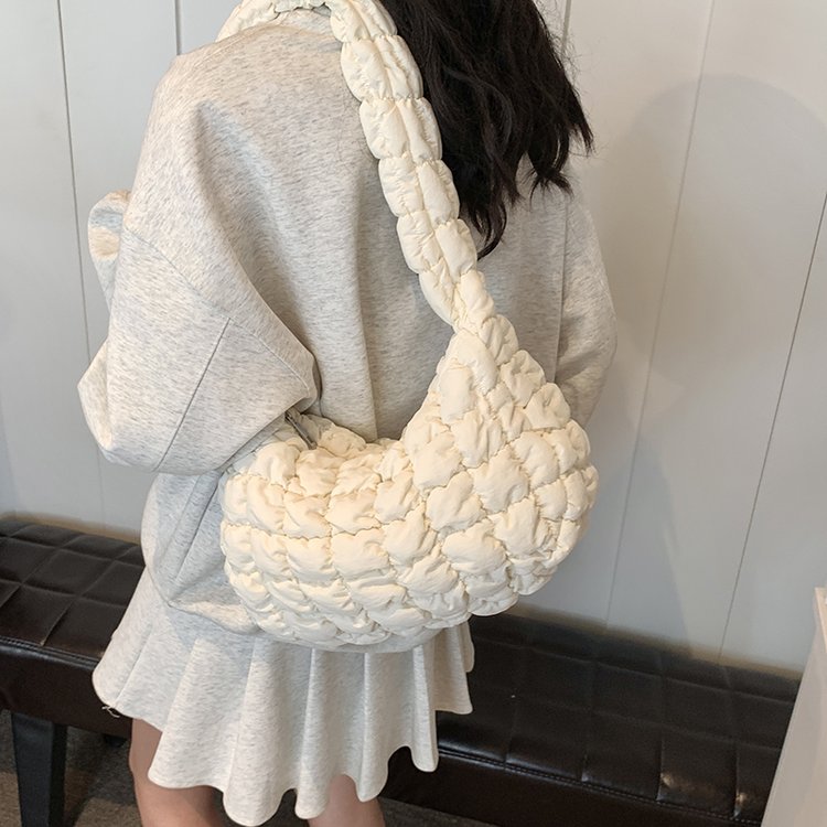 Cross-border Yunduo women's bag Korean style pleated puff bag women's single shoulder down bag casual large capacity dumpling bag fashion
