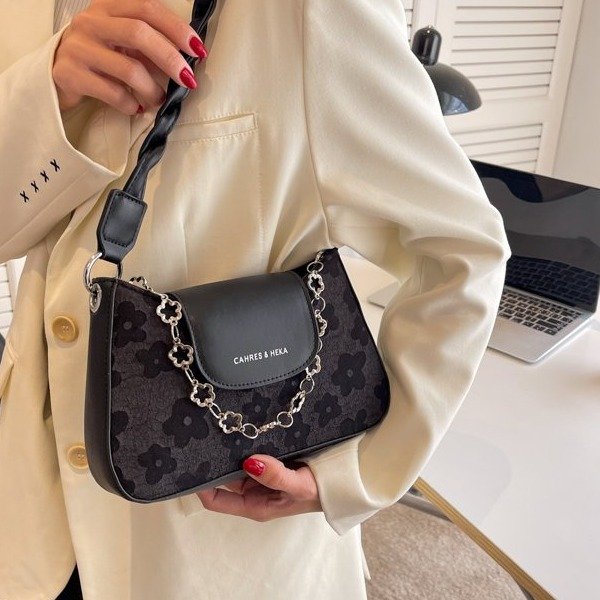 Internet celebrity retro bag women's new fashion trend casual crossbody summer large capacity underarm shoulder bag