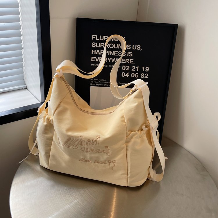 College style single shoulder canvas bag for women summer 2024 new style trendy shoulder niche tote bag large capacity crossbody bag