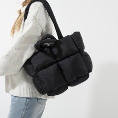 New Tote Bag Puff Bag Women's Large Capacity Soft High-Quality Cotton-Filled Bag Fashionable and Versatile Underarm Shoulder Bag