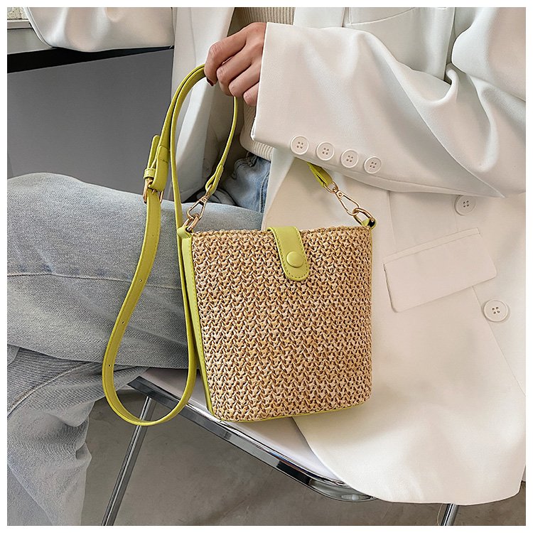 Summer straw woven small bag for women, new trendy fashion shoulder bag, bucket bag, casual woven crossbody bag for women