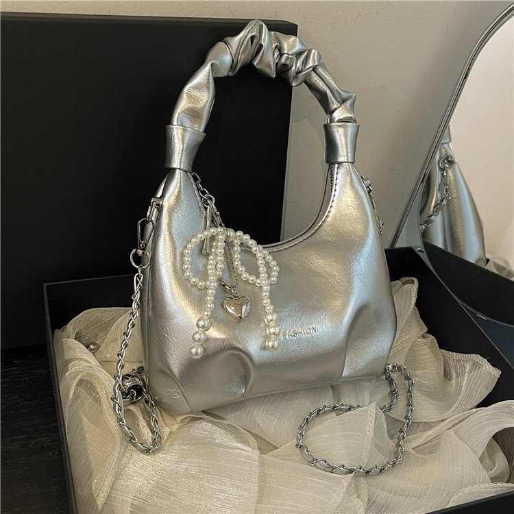 Silver handbag for women 2024 new niche design chain messenger bag pleated dumpling bag work small bag