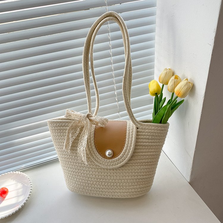 New straw woven bag woven holiday backpack 2024 fashionable and versatile single shoulder large capacity tote beach bucket bag