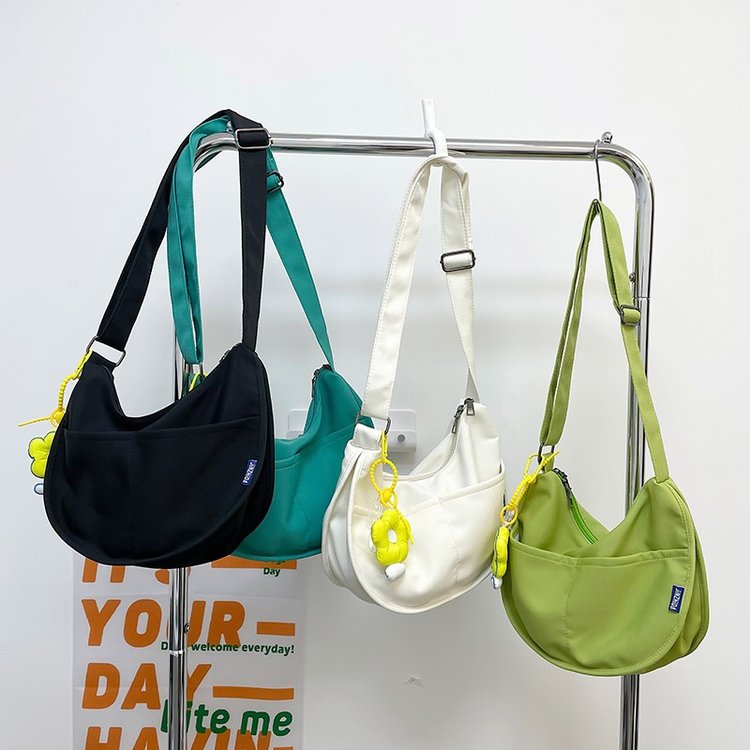 2024 new trendy dumpling bag for women, Korean version, forest style large capacity canvas bag, fashionable shoulder bag, fresh crossbody bag