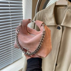 Cross-border women's bags, new bags, high-end texture, fashionable style, personality chain, trendy portable shoulder crossbody bag