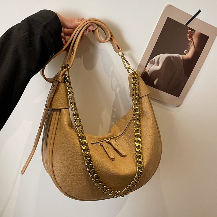 Large-capacity bag women's new high-end texture niche autumn and winter versatile single shoulder crossbody bag chain dumpling bag