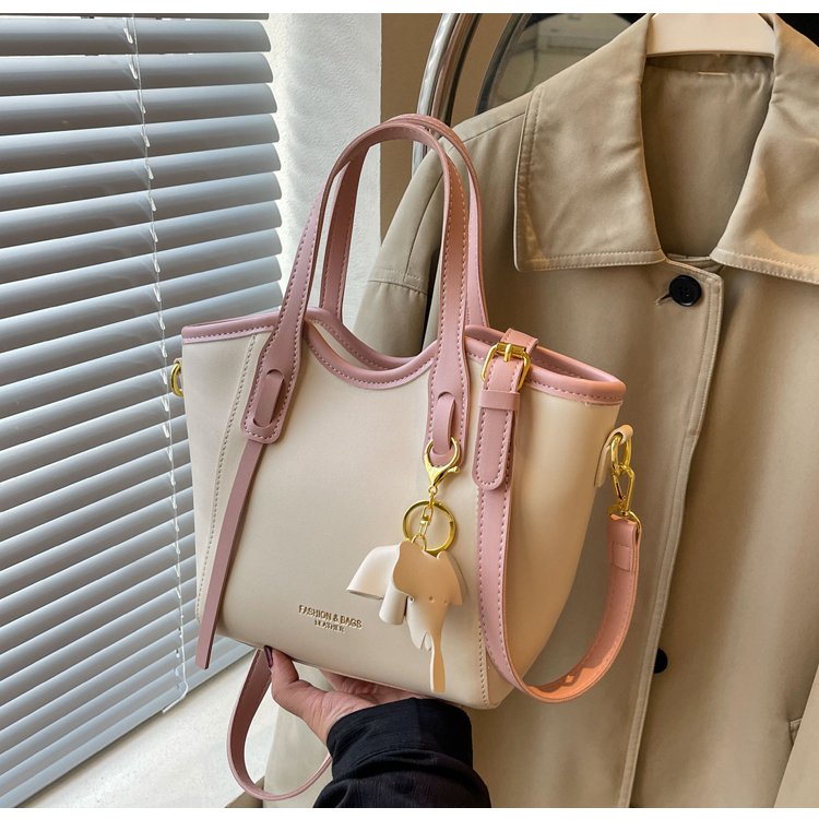 Korean style large-capacity tote bag for women, 2024 new casual shoulder underarm bag, fashionable and simple commuter bag