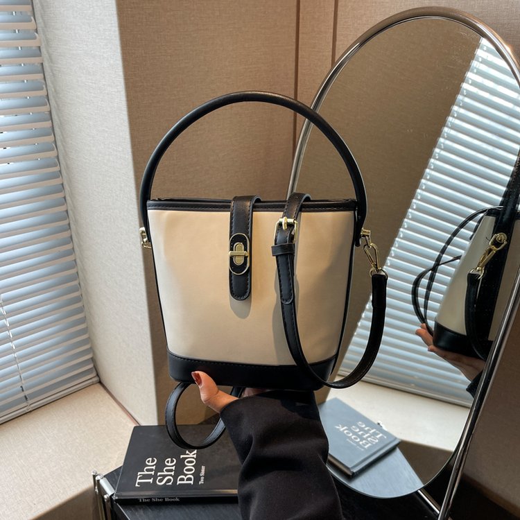Women's bags 2024 new crossbody bag autumn and winter bucket bag niche design retro high-end women's shoulder handbag