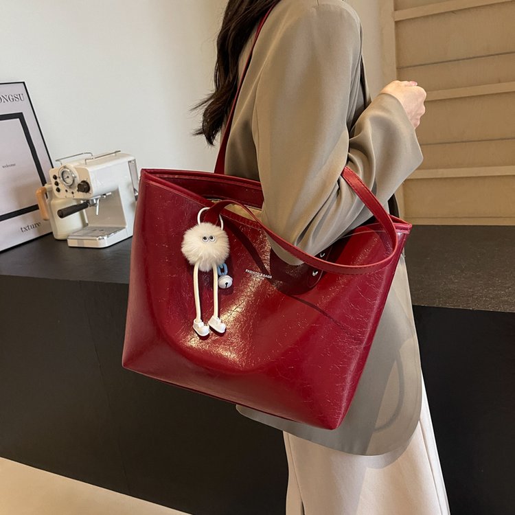 Simple, versatile and high-end women's 2024 new fashionable commuter tote bag large capacity student school shoulder bag