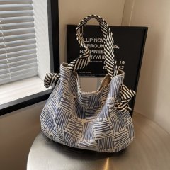 Large-capacity canvas bag for women 2024 new casual commuter tote bag lazy style versatile single shoulder crossbody bag