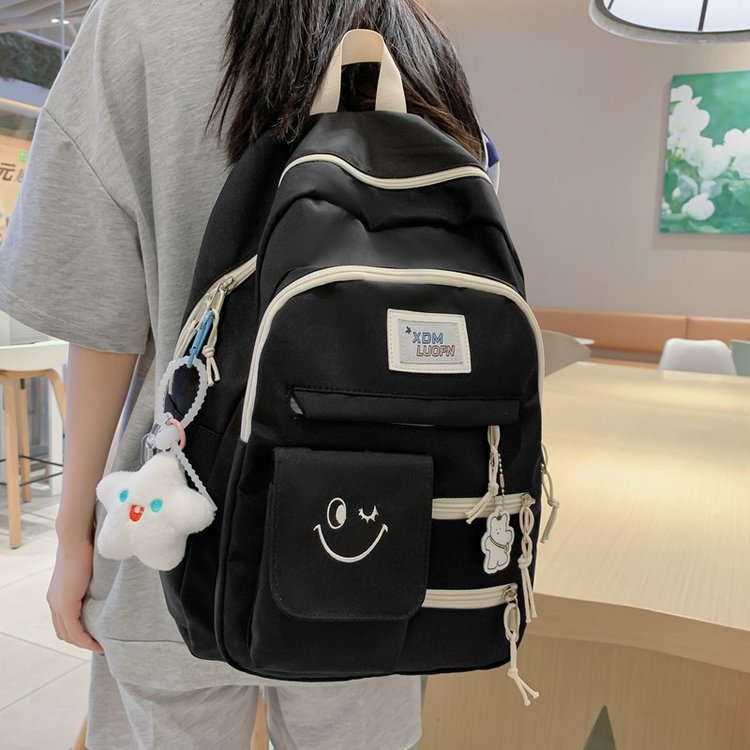 Schoolbags for girls in grades three to six, fresh and cute backpacks, large-capacity backpacks for junior high school students