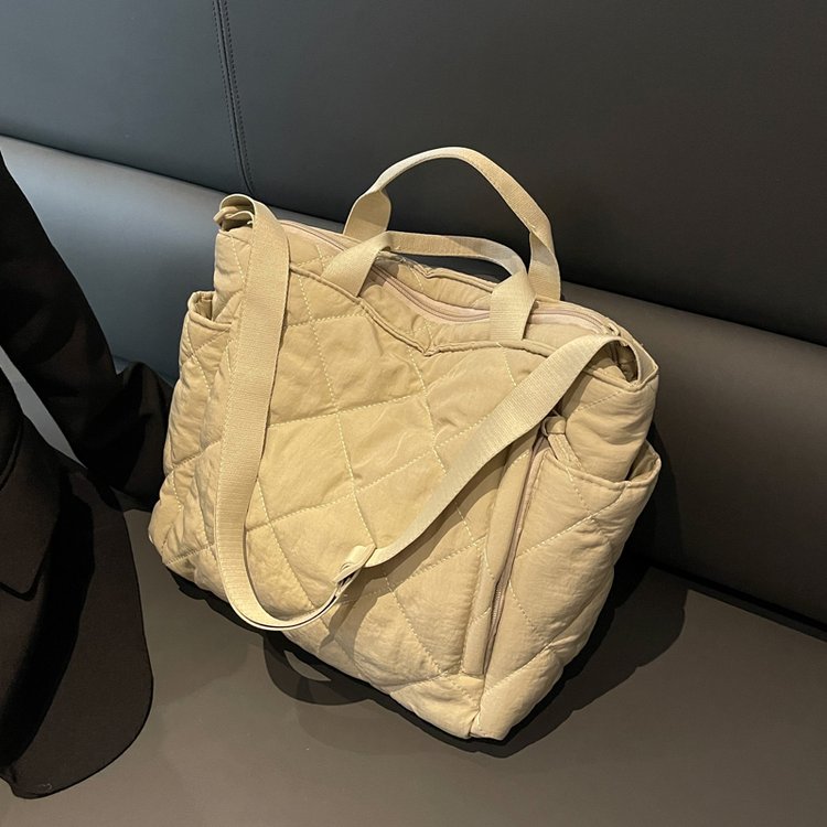 Casual large-capacity bag autumn and winter new women's bag fashionable commuter shoulder bag crossbody bag handheld tote bag