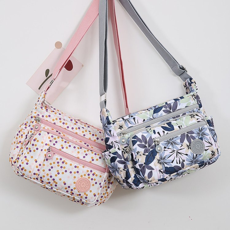 2024 New Retro Fashion Crossbody Bag Printed Multi-Layer Large Capacity Middle-aged Mom Bag Oxford Cloth Women's Bag Wholesale