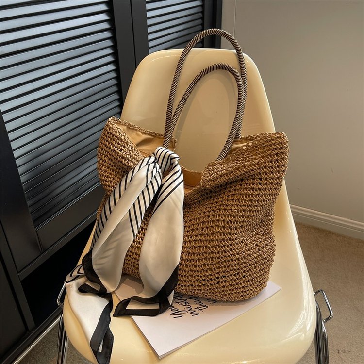New Beach Bag Women's Fashion Simple Handwoven Shoulder Bag Straw Paper Rope Holiday Large Capacity Women's Bag