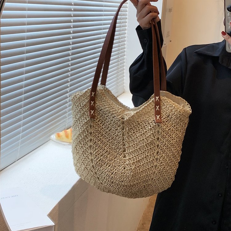 Woven straw bag women's large capacity new summer rattan French shoulder bag seaside beach tote bag