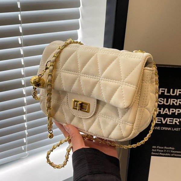 High-end rhombus chain bag for women, spring and summer new style, simple and versatile small square bag, western style niche shoulder bag