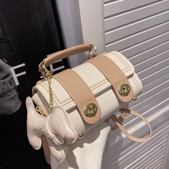 High-end western style small bag for women winter new texture versatile crossbody bag popular fashion single shoulder small square bag