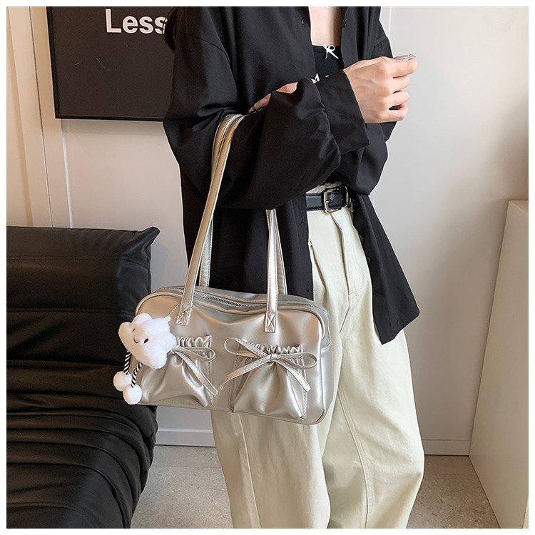 Korean bow armpit small bag for women 2024 new summer style pleated shoulder bag fashionable commuter bag
