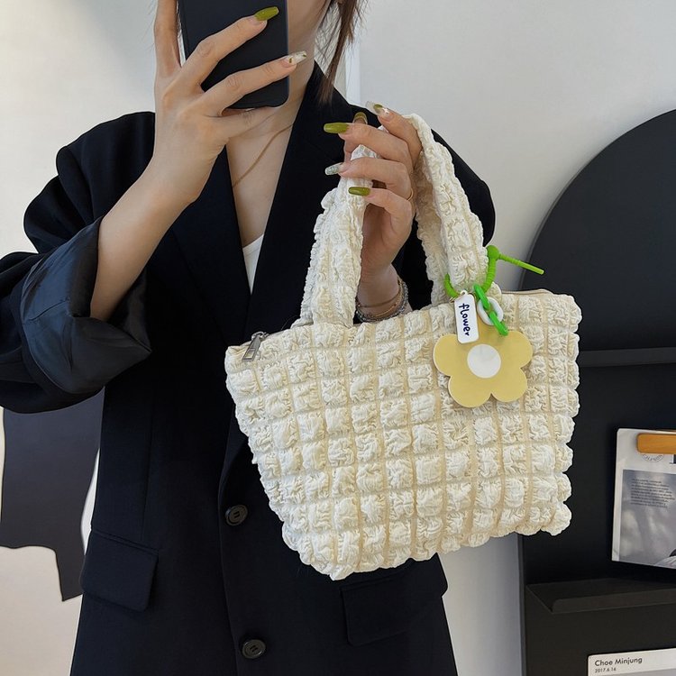 Cross-border foreign trade Korean style bubble shoulder bag new fashion pleated handbag girl cloud hand bag trendy