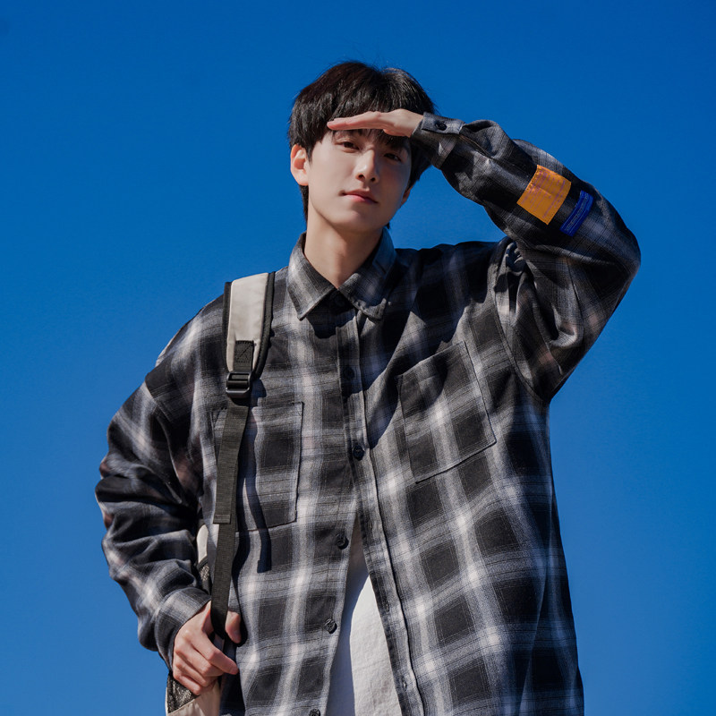 American retro trendy men's long-sleeved black and white plaid shirt thick casual plaid shirt