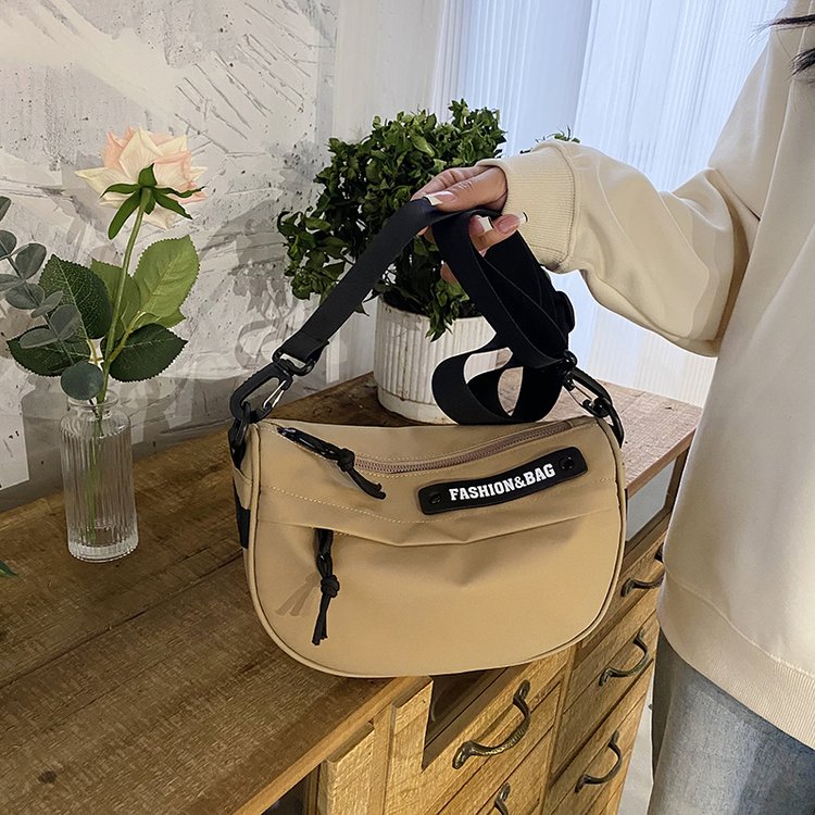 Nylon Women's Sports Pink Women's Crossbody Bag 2024 Spring New Ruiying Zipper Shoulder Underarm Pillow Bag