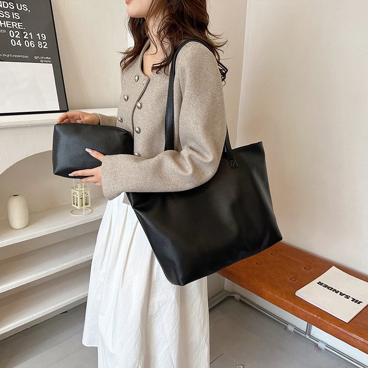 New niche tote bag for women genuine leather large capacity briefcase computer bag black cowhide large commuter bag