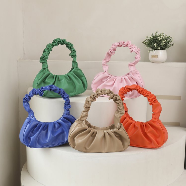 New pleated women's handbags, various color combinations, cloud bags, fresh and sweet armpit bags, handbag wholesale