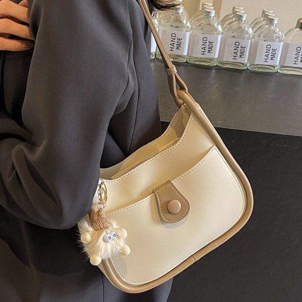 This year's popular contrasting color commuter small bag for women 2024 new fashion versatile crossbody bag retro texture shoulder bag