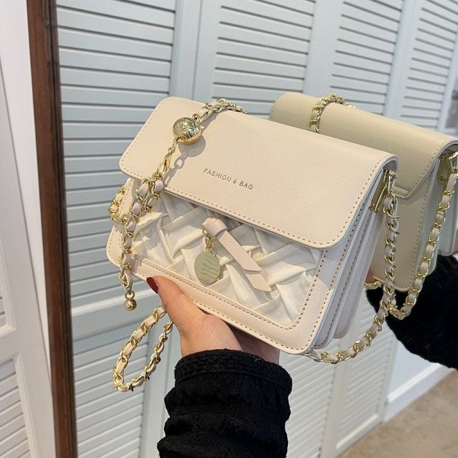 Korean fashion shoulder bag for women 2024 summer new fashion versatile niche ins chain bag crossbody small bag