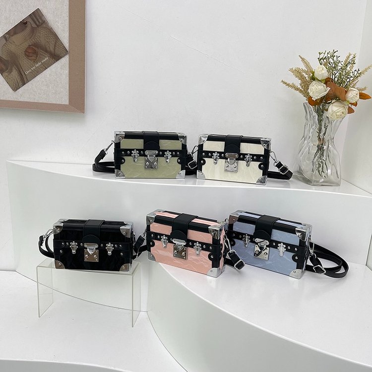 Box bag small square bag for women spring and summer new fashion retro small box single shoulder crossbody bag men's mini bag