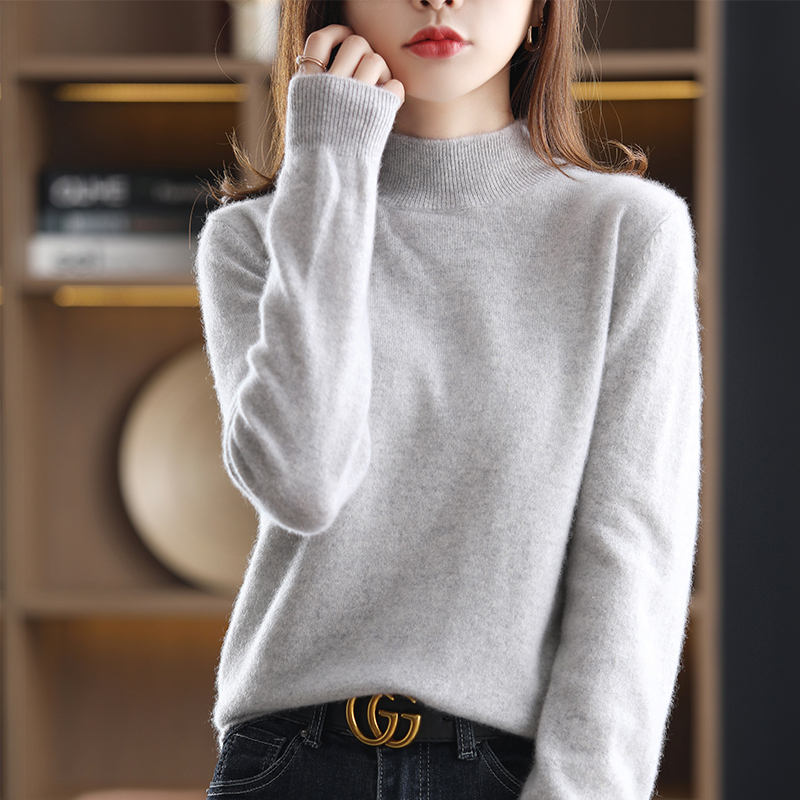 Autumn and winter new flat half turtleneck knitted bottoming sweater solid color straight pullover sweater Korean style for women