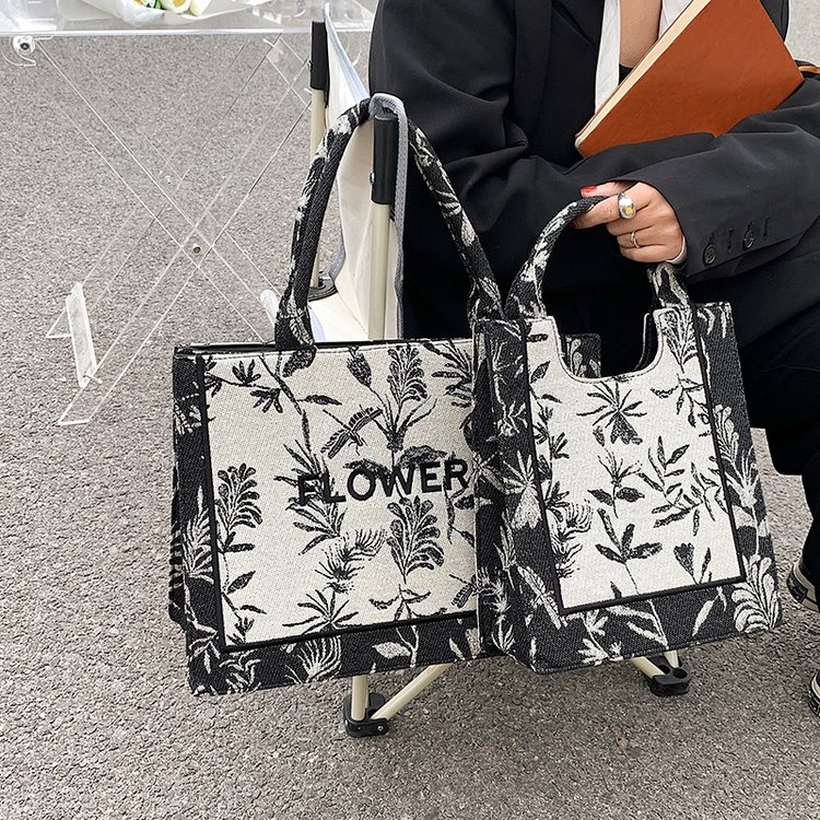 Fashion canvas embroidered tote bag jacquard embroidered women's canvas bag large capacity niche commuter shoulder crossbody bag