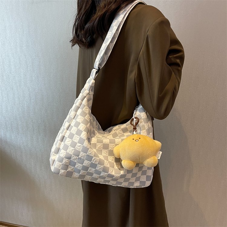 Ins style large-capacity armpit bag female college student attending class canvas messenger bag shopping bag autumn commuting dumpling bag