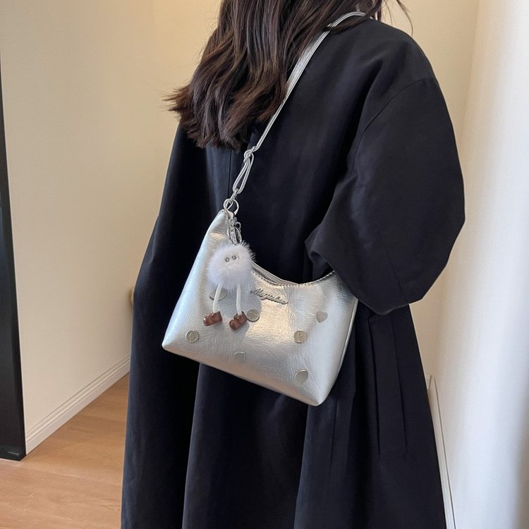 Popular popular small bags for women 2024 new design texture niche single shoulder armpit bag fashionable versatile crossbody bag