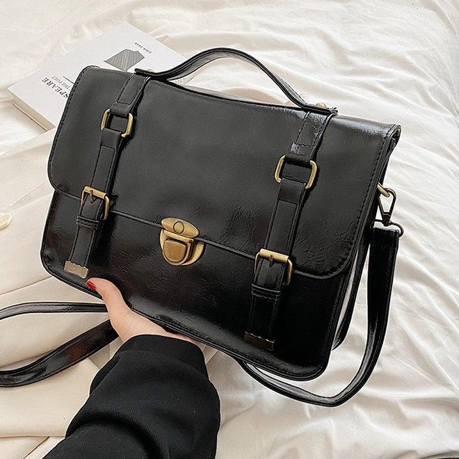 Japanese college style jk messenger bag British messenger bag retro Cambridge bag handbag soft girl crossbody bag large capacity
