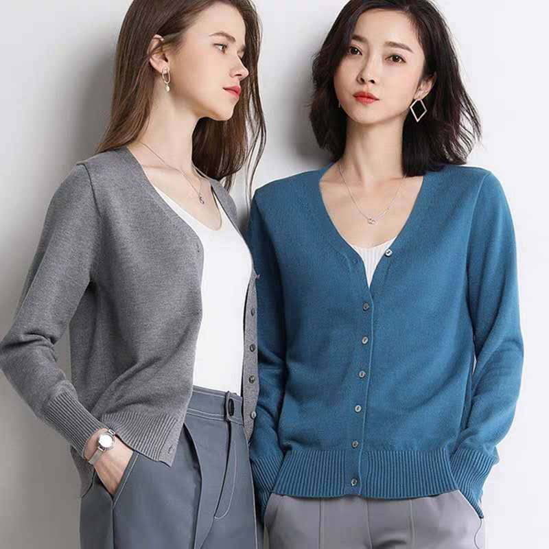 New autumn and winter core-spun yarn V-neck loose large soft long-sleeved knitted cardigan simple sweater jacket for women