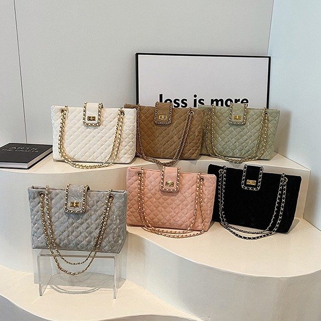 Women's bag new style large bag small fragrant style rhombus chain bucket bag versatile large capacity shoulder bag crossbody bag for women