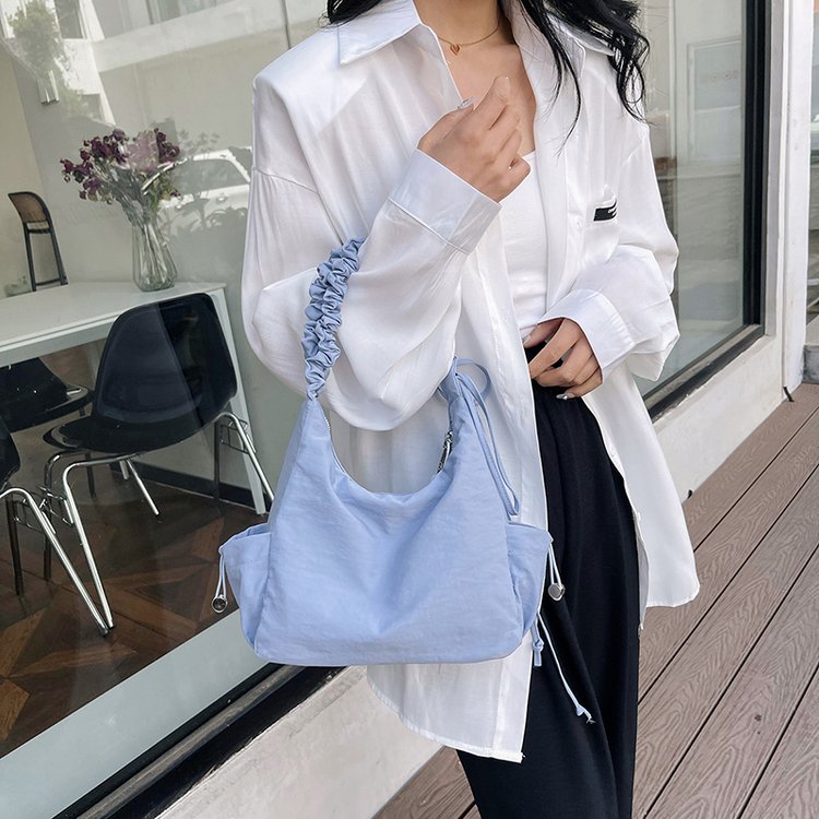 Korean style large-capacity nylon bag for women 2024 casual versatile commuter shoulder bag lazy style cross-body dumpling bag