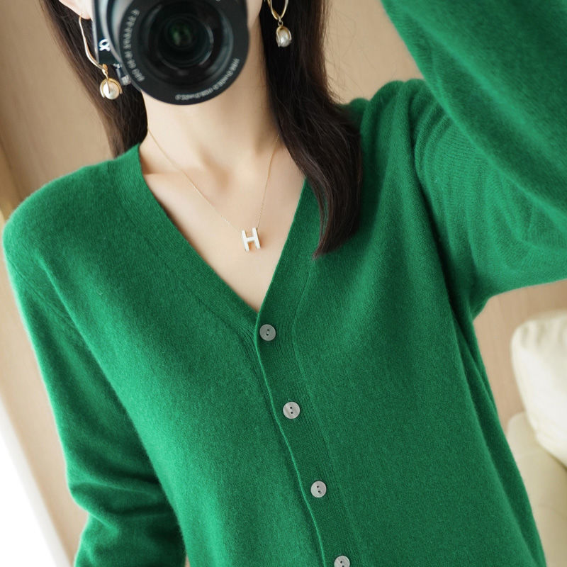 New spring and autumn large size cardigan women's collar short sweater jacket versatile solid color soft skin temperament long-sleeved top