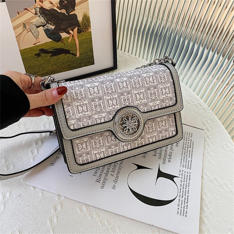 Cross-border live broadcast versatile small square bag new spring and summer bag women's fashion small square bag single shoulder crossbody bag