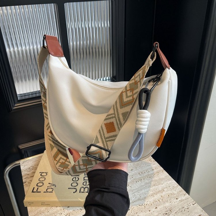 Canvas bag women's cross-body bag 2024 new shoulder bag versatile dumpling bag women's shoulder bag casual sports cloth bag