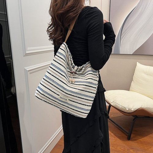 Korean style large-capacity striped handbag single shoulder crossbody underarm bag new literary girls canvas bag