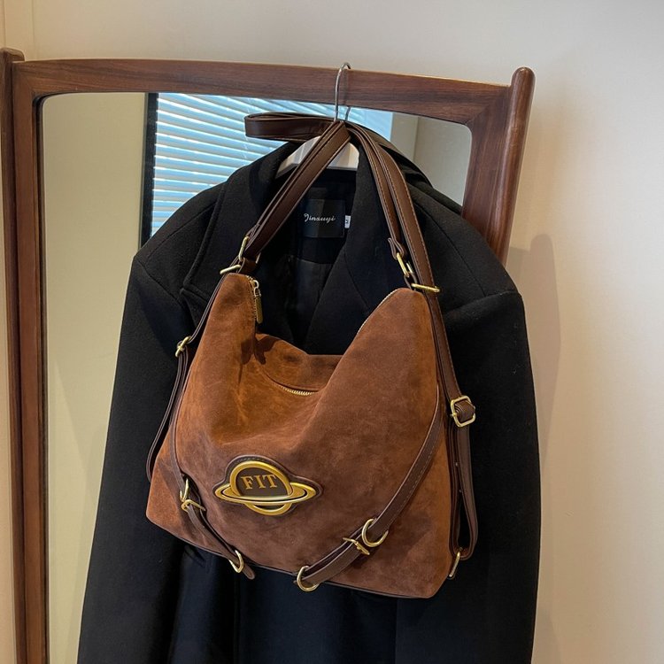Retro Suede Backpack Women's Large Capacity Underarm Bag 2024 Autumn and Winter New Trendy Commuting Shoulder Tote Bag