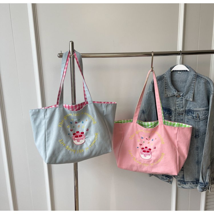 Large-capacity tote bag front and back double-sided striped shoulder bag textured embroidered college student canvas bag female commuter bag