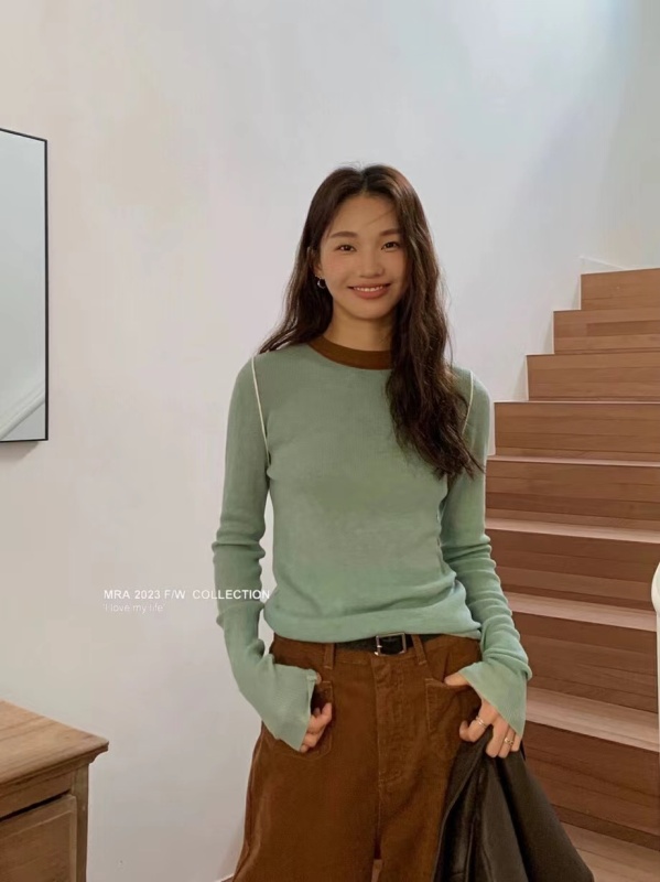 Gentle green spliced ​​round neck long-sleeved sweater for women in autumn, slim fit and slim temperament, with bottoming shirt top