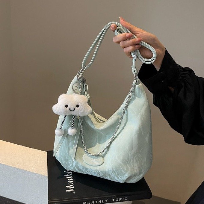 Casual student soft-sided large-capacity bag for women 2024 new summer work commuter bag fashionable shoulder crossbody bag