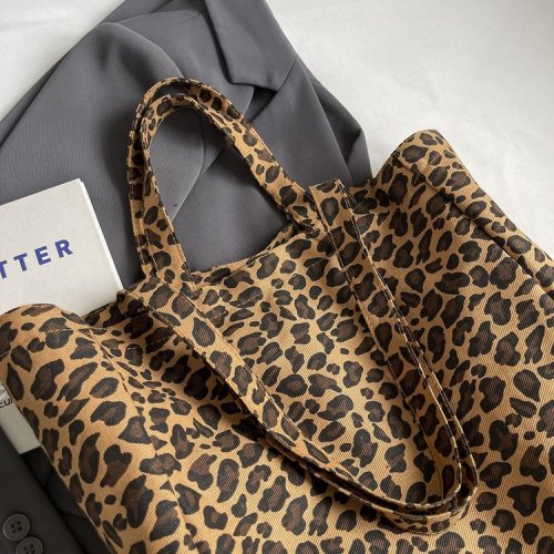 Large capacity leopard print fashion shoulder bag women's new simple personality tote bag large shopping bag versatile travel bag