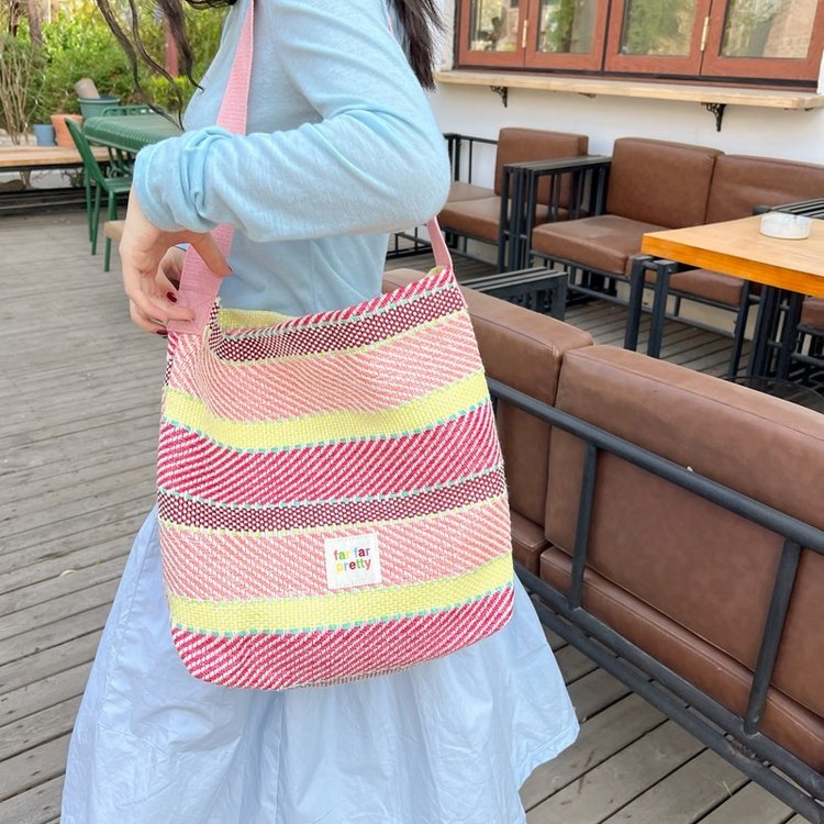 Woven bag Internet celebrity new style contrasting stripes splicing class commuting tote bag crossbody single shoulder straw bag