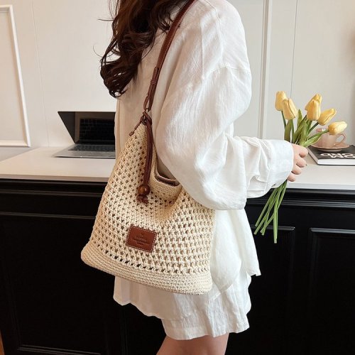 Woven Hollow Bag Women's 2024 New Summer Seaside Vacation Travel Tote Bag Beach Bag Shoulder Underarm Bag